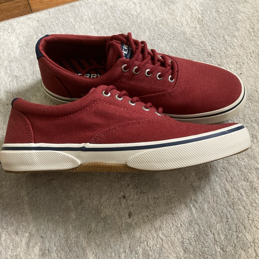 Casual shoes